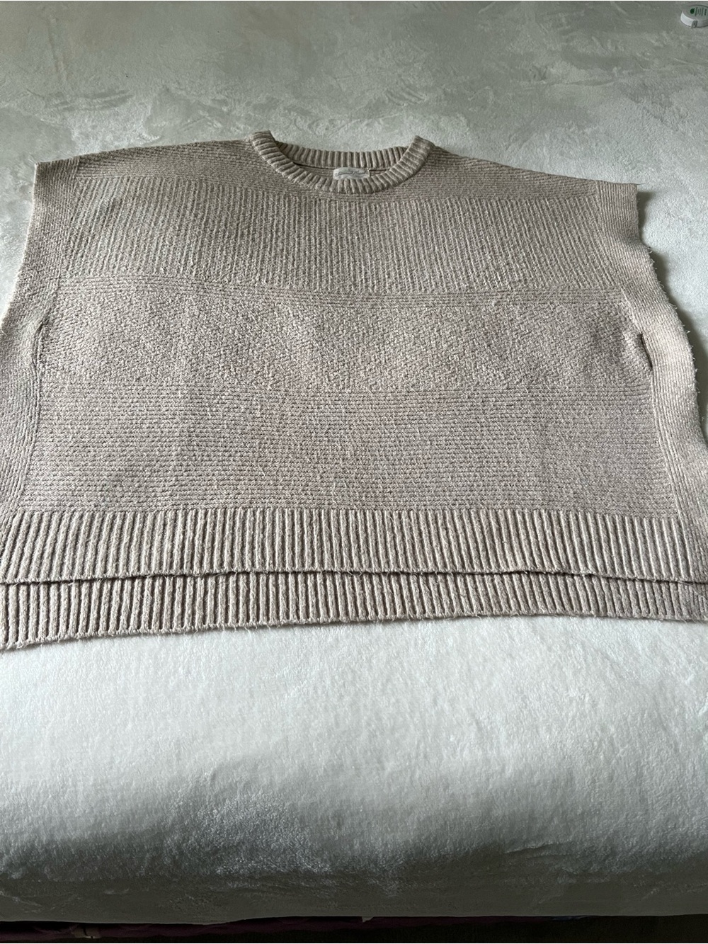 Universal Thread Women's Boxy Crewneck Sweater in Light Taupe